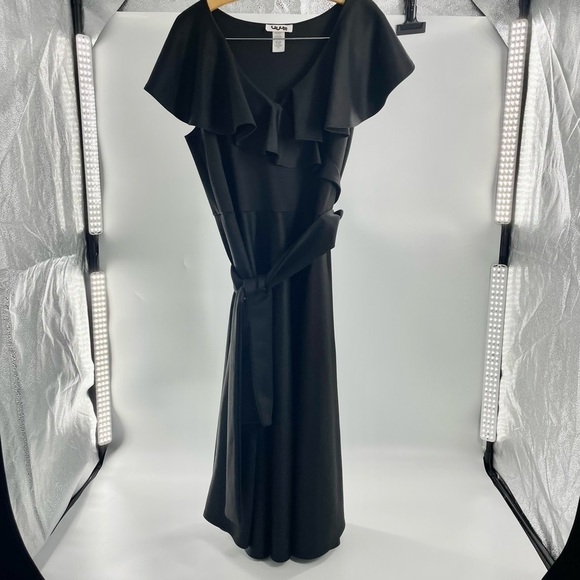 Quum black sleeveless midi Ruffle V- Neck‎ Faux Wrap dress 2X - Picture 1 of 9
